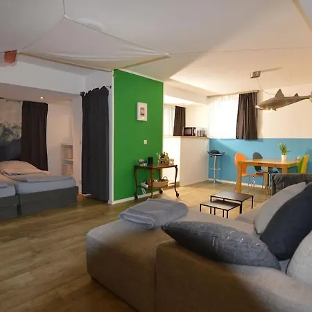 Gemutlich Zentrale Souterraint 65qm Apartmán